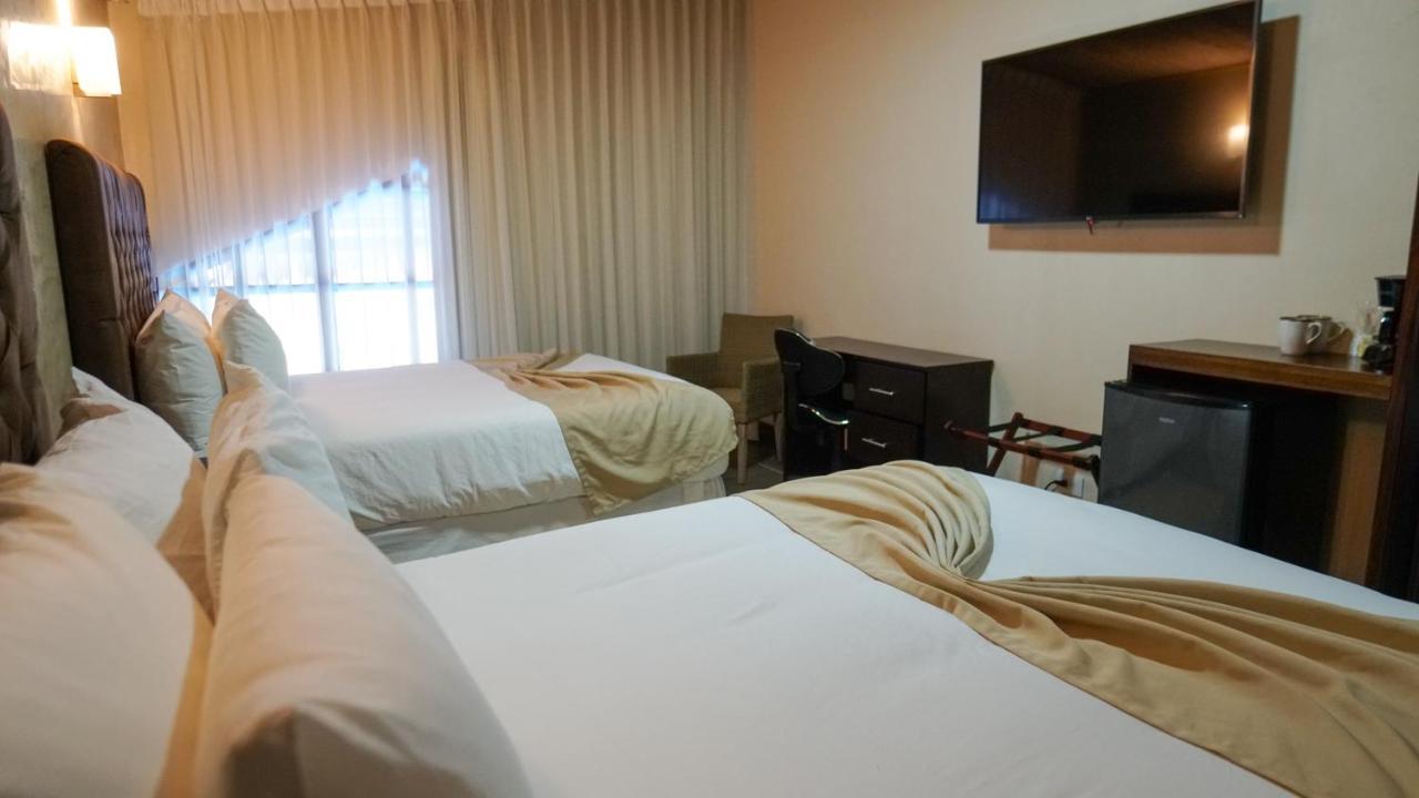 Hotel Poza Blanca Lodge San Mateo Dış mekan fotoğraf